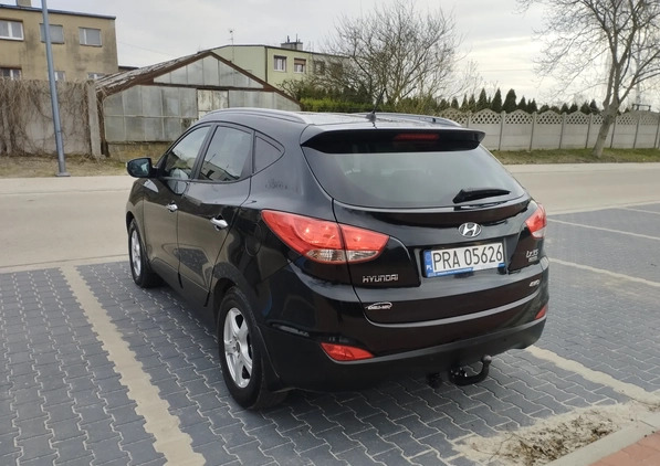 Hyundai ix35 cena 44800 przebieg: 148666, rok produkcji 2013 z Rawicz małe 254